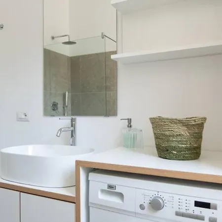 Apartment Youhosty - Garibaldi72 Milan