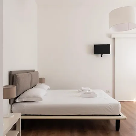 Youhosty - Garibaldi72 Lägenhet Milano